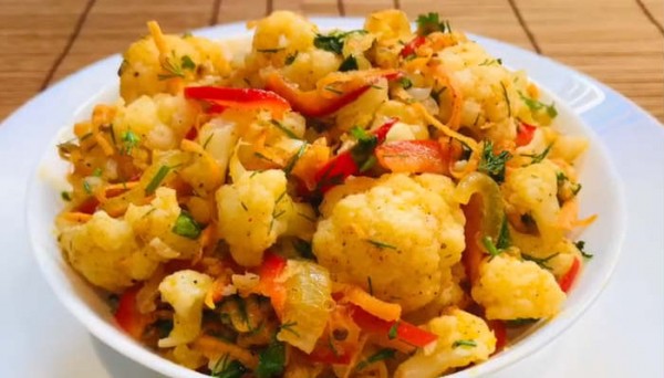 Салат из цветной капусты по-корейски с морковью — очень вкусные рецепты приготовления Салат из цветной капусты по-корейски с морковью — очень вкусные рецепты приготовления