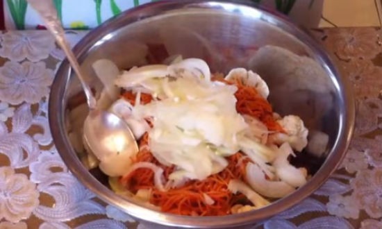 Салат из цветной капусты по-корейски с морковью — очень вкусные рецепты приготовления Салат из цветной капусты по-корейски с морковью — очень вкусные рецепты приготовления