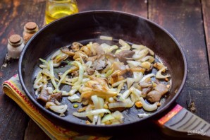 Салат из вешенок и кальмаров