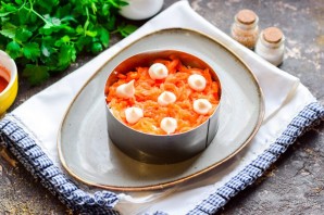 Салат "Мимоза" с копченой рыбой