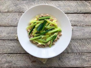 Салат "Муравейник" с картошкой фри