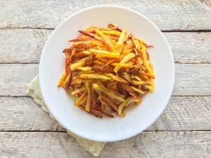 Салат "Муравейник" с картошкой фри