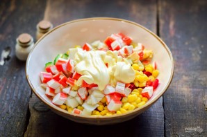 Салат с ананасом и перцем