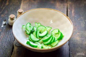 Салат с ананасом и перцем