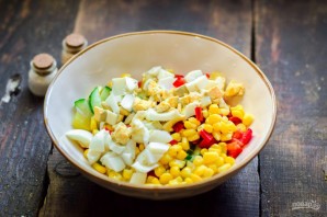 Салат с ананасом и перцем