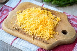 Салат с курицей, яблоками и орехами