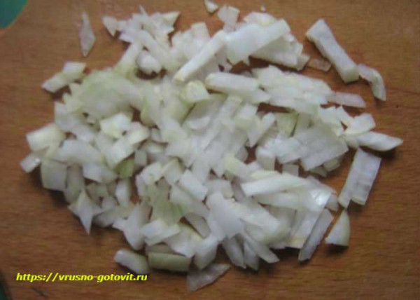 Салат с жареными шампиньонами, кукурузой, яйцом и сыром слоями — очень вкусный рецепт Салат с жареными шампиньонами, кукурузой, яйцом и сыром слоями — очень вкусный рецепт