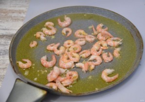 Салат со шпинатом и креветками Салат со шпинатом и креветками