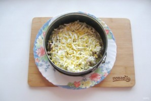 Селедка под шубой с красной икрой