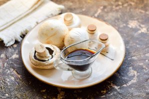 Шампиньоны в соусе терияки