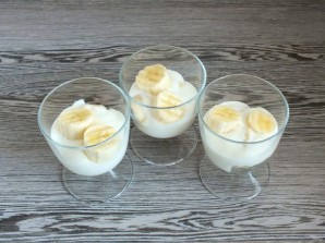 Сметанное желе с бананом