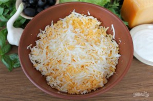 Сырные шарики с маслинами