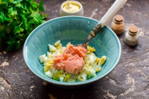 Тарталетки с икрой минтая