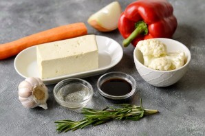 Тофу в духовке с овощами