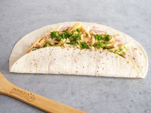 Тортилья с ветчиной и сыром