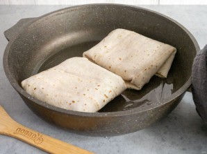 Тортилья с ветчиной и сыром Тортилья с ветчиной и сыром