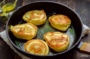 Вкусные и пышные оладушки Вкусные и пышные оладушки