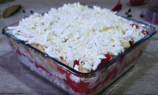 Вкусный салат Загадка для гостей, просто объедение — попробуйте и удивите своих гостей Вкусный салат Загадка для гостей, просто объедение — попробуйте и удивите своих гостей