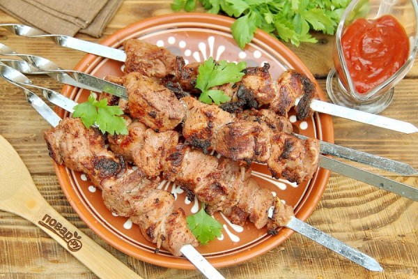 10 рецептов шашлыка из мяса. Жарим на мангале или в духовке!        