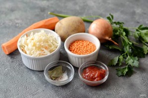 Чечевичный суп с квашеной капустой