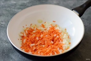 Чечевичный суп с квашеной капустой