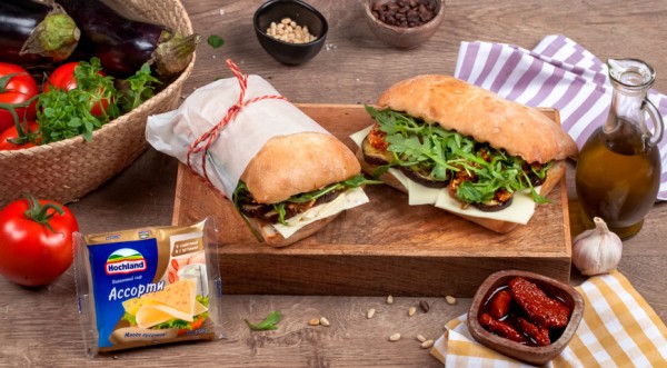 Чиабатта с печеными баклажанами, томатным песто и руколой, пошаговый рецепт с фото