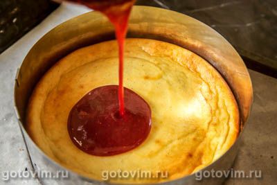 Чизкейк с клубничным желе в духовке Чизкейк с клубничным желе в духовке