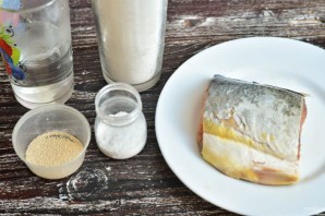 Дрожжевой пирог с красной рыбой Дрожжевой пирог с красной рыбой