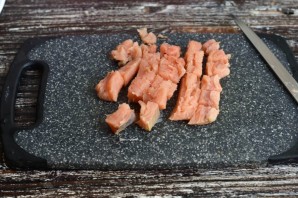 Дрожжевой пирог с красной рыбой Дрожжевой пирог с красной рыбой