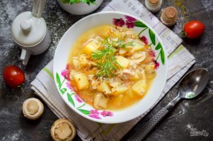 Гречневый суп с шампиньонами Гречневый суп с шампиньонами