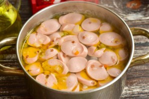 Гречневый суп с сосисками