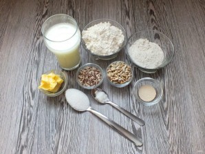 Хлеб с семечками в хлебопечке