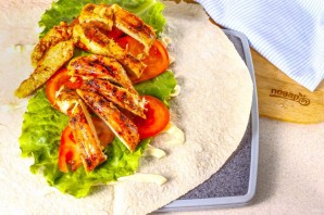 Курица гриль в лаваше