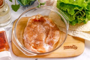 Курица гриль в лаваше