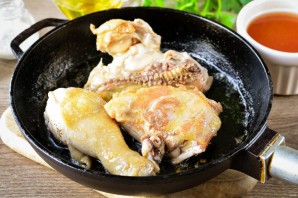 Курица с рисом в томатном соусе Курица с рисом в томатном соусе