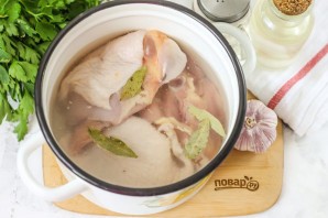 Куриный паштет с орехами