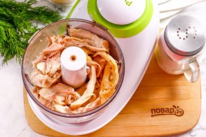 Куриный паштет с орехами