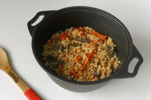 Кускус с овощами и мясом