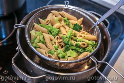 Макароны с брокколи и сыром