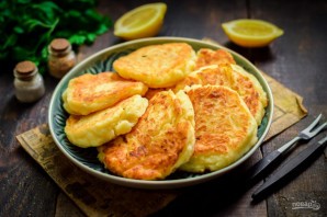 Манники с творогом на сковороде Манники с творогом на сковороде