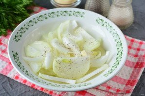 Маринованный лук в майонезе