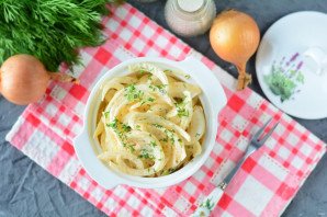 Маринованный лук в майонезе