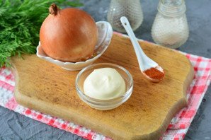 Маринованный лук в майонезе