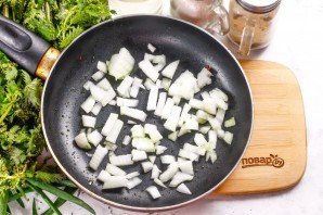 Молочный суп с крапивой