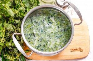 Молочный суп с крапивой