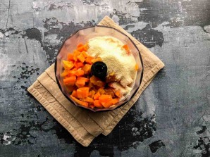 Морковная запеканка с курагой