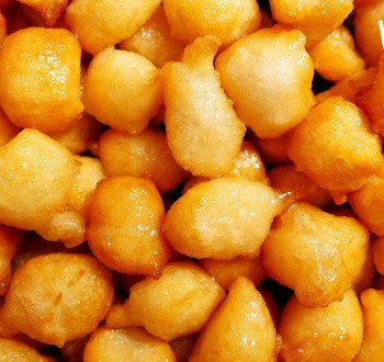 Мука + Кефир. Мгновенные пончики. Всего ДВА ингредиента Мука + Кефир. Мгновенные пончики. Всего ДВА ингредиента