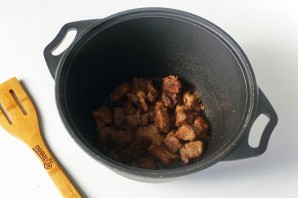 Пекинская капуста тушеная с мясом