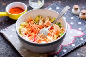 Салат из корейской моркови, курицы и перца Салат из корейской моркови, курицы и перца
