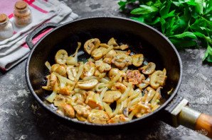 Салат "Кальмаровый пир" Салат "Кальмаровый пир"